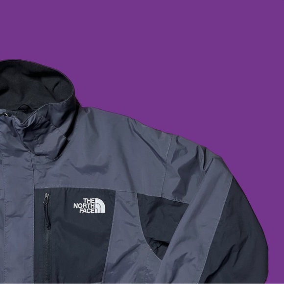 The North Face Hyvent Hiking Coat - Picture 2 of 4